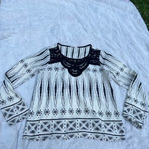 White blouse size med